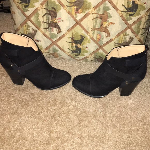 Similar to Rag & Bone Harrow booties - Picture 2 of 8